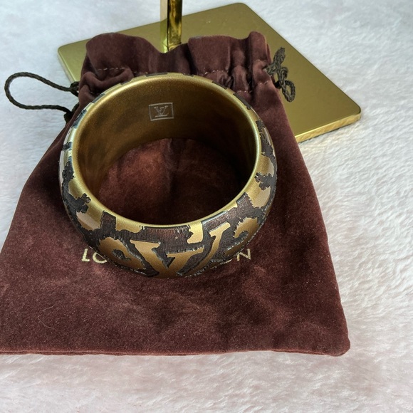 Louis Vuitton Runway Bracelet - Picture 9 of 14